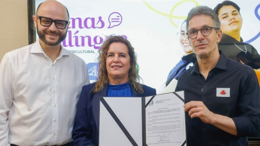 Governo de Minas lança Minas Bilíngue, projeto que promove o ensino de línguas e intercultural na rede pública