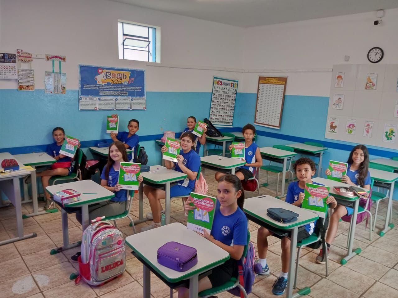 Governo de Minas inicia repasse de R$ 28,8 milhões do prêmio Escola Transformação para a rede estadual