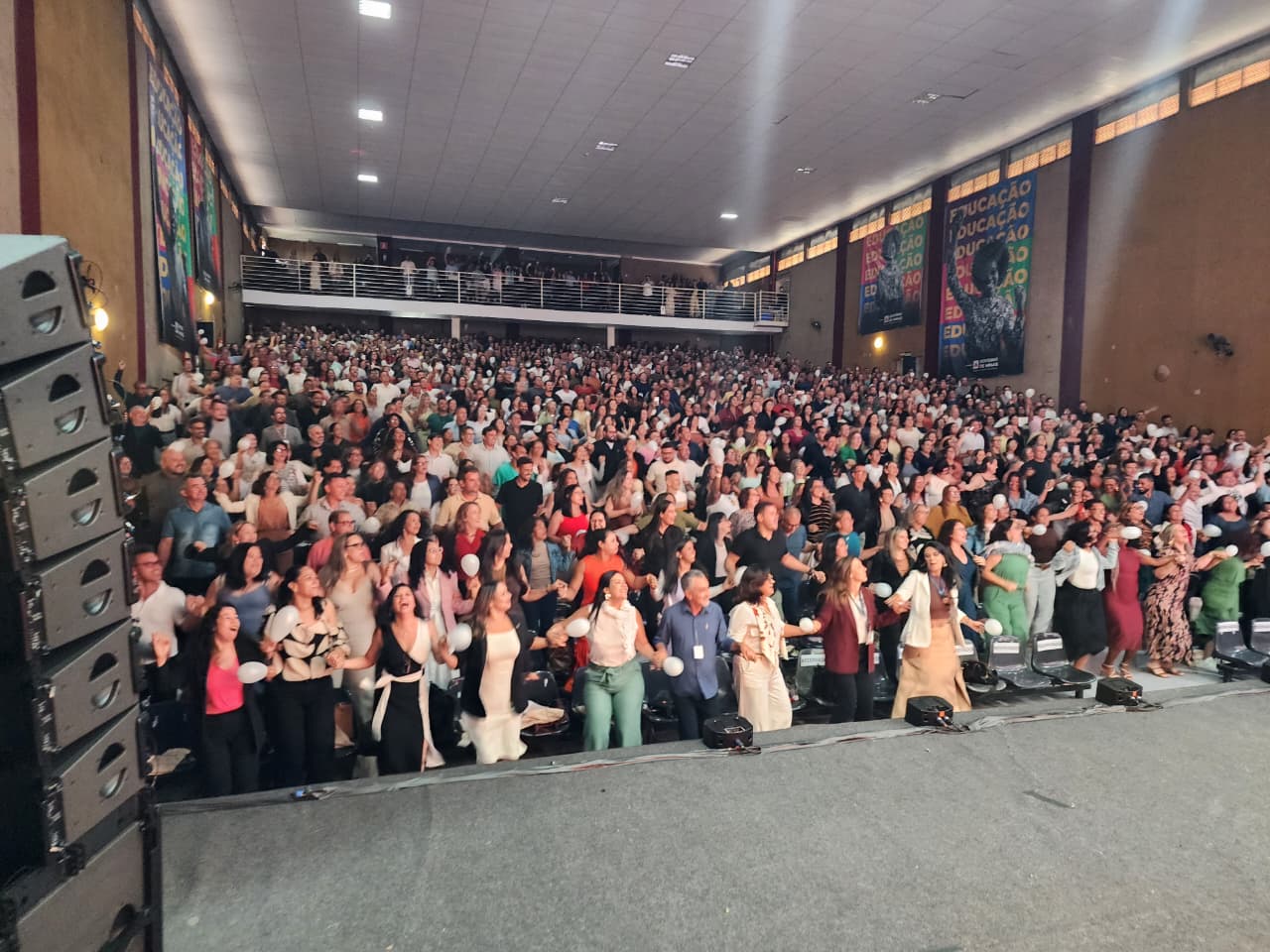 SEE/MG realiza encontro presencial inédito com todos os diretores da rede estadual para planejar ano letivo de 2026